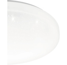 Detail kulatého stropního svítidla