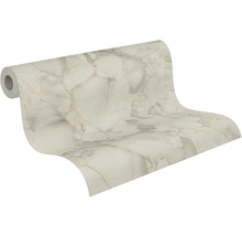 Vliesová tapeta s béžovým mramorovým vzhledem a strukturou kamene.