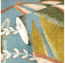 Role vliesové tapety s abstraktním vzorem listů a jemnou lněnou strukturou.