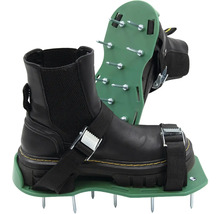 Provzdušňovací boty na trávník s nastavitelnými popruhy a hroty