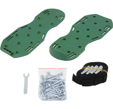 Provzdušňovací boty na trávník se šrouby, klíčem a popruhy