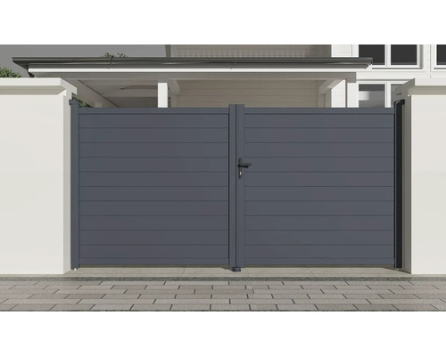 Horizontální pohled na hliníkovou zahradní branku pro venkovní použití