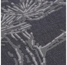 Detail koberce s rostlinným vzorem