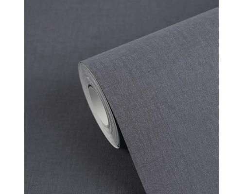 Role strukturované vliesové tapety v tmavě šedé barvě s jemným vzhledem lnu.