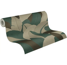 Role tapety s velkým vzorem banánových listů v zelených, béžových a hnědých odstínech, strukturovaný povrch.