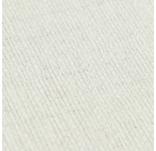 Bílá strukturovaná tapeta s jemnou vertikální liniovou strukturou.