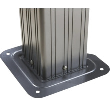 Detail sloupku altánu s podložkou pro upevnění