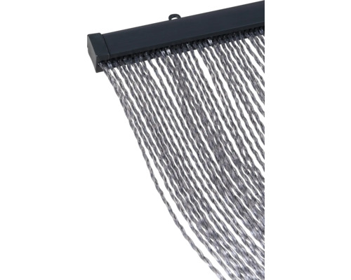 Provázkový závěs s uchycením