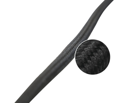 Černý textilní kabel s detailním záběrem struktury tkaniny