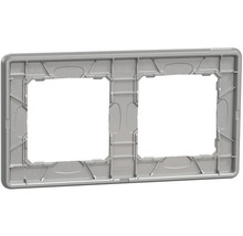 Dvojitý montážní rám z šedého plastu pro vypínače a zásuvky.