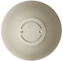 Plastový květináč elho, pohled na vnitřní část shora s vroubkovaným okrajem a drenážním otvorem.