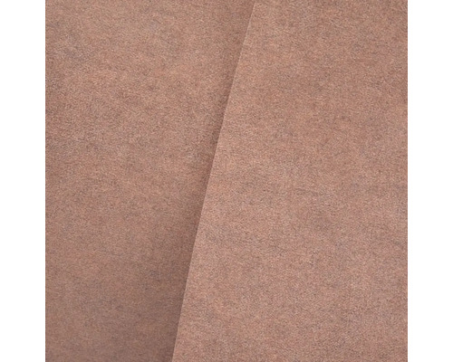 Detail strukturovaného povrchu v hnědé barvě.