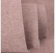 Strukturovaná vliesová tapeta ve starorůžové barvě s jednobarevným vzorem.