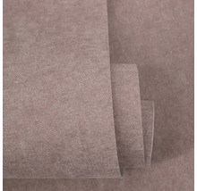 Strukturovaná vliesová tapeta s jemným povrchem připomínajícím kámen.