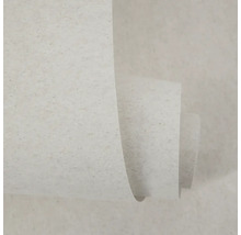 Role tapety s jemnou zrnitou texturou a papírovým vzhledem