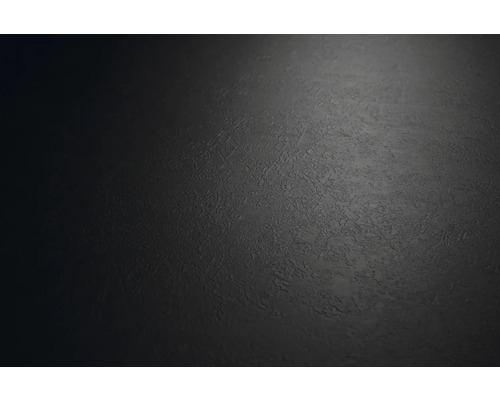 Strukturovaný povrch s matnou úpravou a jemnou, nepravidelnou strukturou.