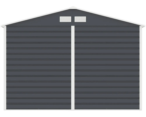 Zadní pohled na kovový zahradní domek se sedlovou střechou, větracími mřížkami a bílým rámem.