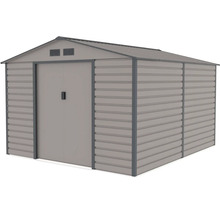 Šedý kovový zahradní domek se sedlovou střechou, dvojitými posuvnými dveřmi a větracími otvory.