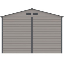 Kovový zahradní domek se sedlovou střechou a větracími otvory.