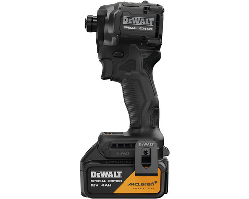 Akumulátorový rázový utahovák DeWalt Special Edition v černé barvě s 18 Voltovou 4 Amperhodinovou lithium iontovou baterií McLaren