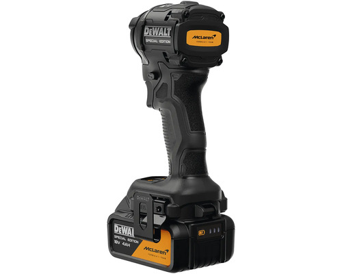 Akumulátorový rázový utahovák DeWalt McLaren Special Edition, 18 Volt, 4 Amperhodiny baterie, černý s McLaren Logo a DeWalt Logo.