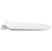 Ploché toaletní sedátko s víkem v bílé barvě z plastu, boční pohled.