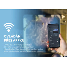 Osoba drží chytrý telefon s aplikací pro ovládání vířivky přes Wi-Fi s nastavením teploty a funkcí.