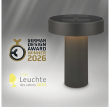 Moderní solární stolní lampa s oceněními German Design Award Winner 2026 a Svitidlo roku 2025.