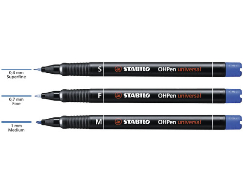 Tři popisovače Stabilo OHPen universal s různými šířkami stopy: superfine 0,4 milimetru, fine 0,7 milimetru a medium 1 milimetr.