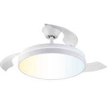Kulatý stropní ventilátor s integrovaným LED osvětlením a výsuvnými lopatkami, bílý.