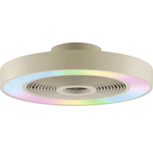 Plochý, kulatý stropní ventilátor s integrovaným LED světelným prstencem v duhových barvách a skrytými lopatkami.