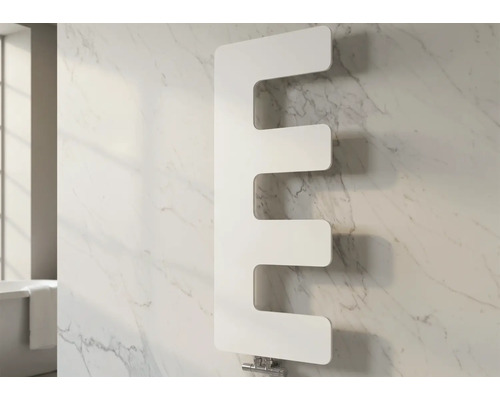 Designové topné těleso Rotheigner 870 x 360 x 62-90 mm připojení 1/2" dole na jedné straně