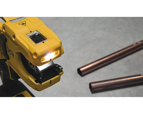 Aku řezačka měděných trubek (Ø12–35) DeWalt DCE154N-XJ, 18V XR bez akumulátoru
