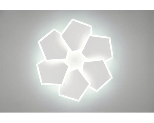 Moderní LED stropní svítidlo ve tvaru květiny s pěti pětiúhelníkovými prvky