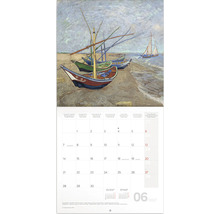 Nástěnný kalendář s listem na červen 2027 a uměleckým motivem Vincenta van Gogha zobrazujícím rybářské čluny na pláži Saintes Maries de la Mer.