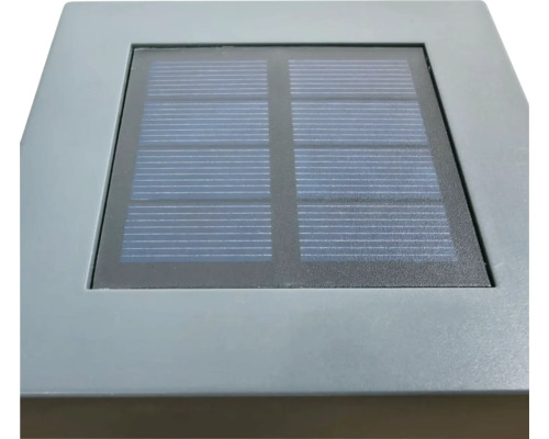 Čtvercový solární panel pro venkovní osvětlení pro montáž na sloup nebo povrch.