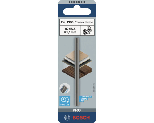 Dva hoblovací nože Bosch PRO o rozměrech 82 krát 5,5 krát 1,1 milimetrů pro elektrické hoblíky na blistrové kartě.