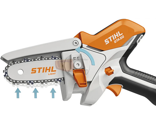 Akumulátorová prořezávací pila Stihl GTA 20 s vodicí lištou a pilovým řetězem v detailním záběru