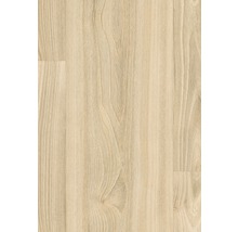 Detail světlé laminátové podlahy s kresbou dřeva