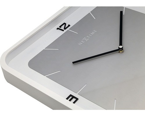 Nástěnné hodiny Nextime s obdélníkovým bílým rámem a šedým ciferníkem