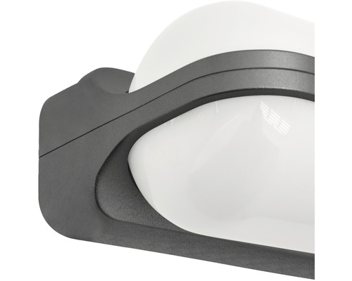 Detail nástěnné lampy