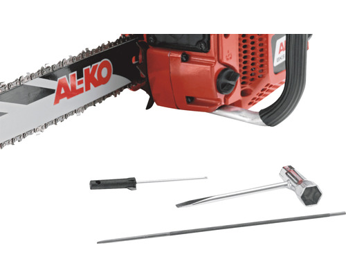 Motorová pila značky AL-KO s nářadím