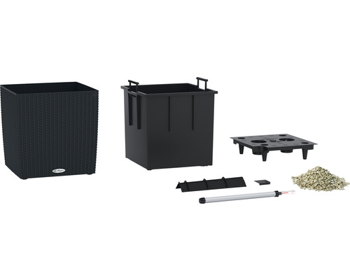 Květináč se zavlažovacím systémem a příslušenstvím