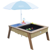 Dřevěný stůl na písek a vodu se slunečníkem a hračkami