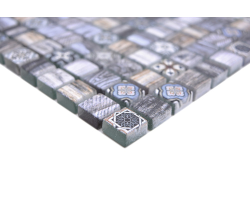 Mozaiková dlaždice s různými vzory