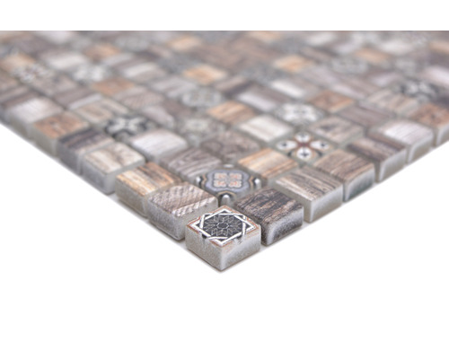 Skleněná mozaiková dlaždice se vzhledem dřeva