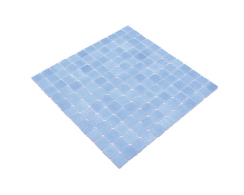 Čtvercová mozaika z malých dlaždic