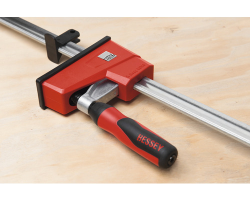 BESSEY páková svěrka s červenou rukojetí