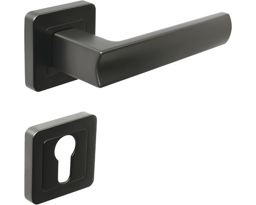 Klika ke dveřím s klíčovou rozetou