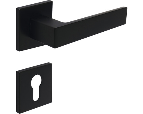 Černá klika dveří s klíčovou rozetou